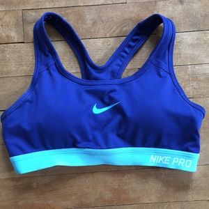 Nike Sports Bra (padded)